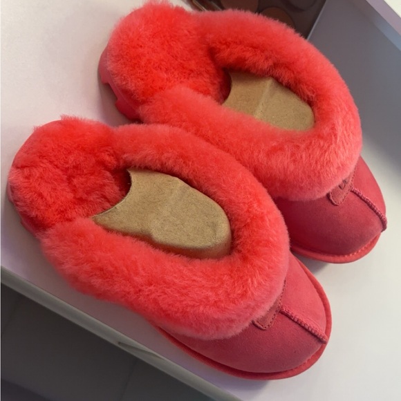 They are never worn before size 9 - Picture 3 of 4